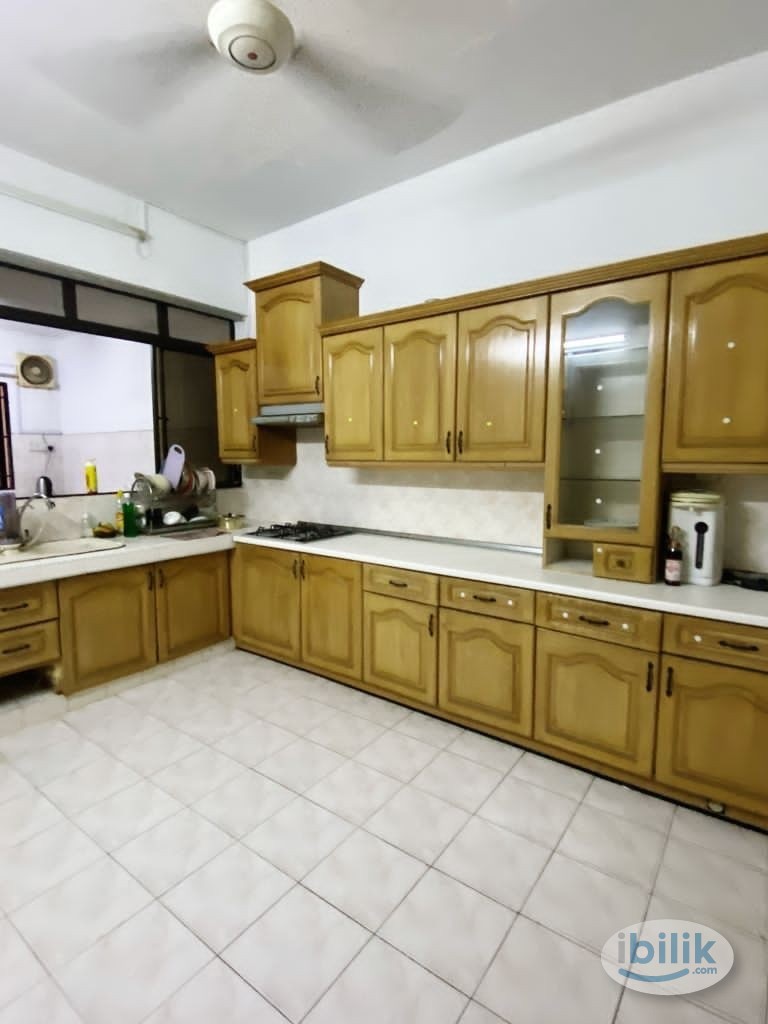 🔥 ZERO Deposit 🔥 Fully Furnished + High-Speed Wifi 🚀 🚶‍♂️ Walking distance to LRT Bandar Utama 📍 Dekat 1 Utama, Cen - Image 2