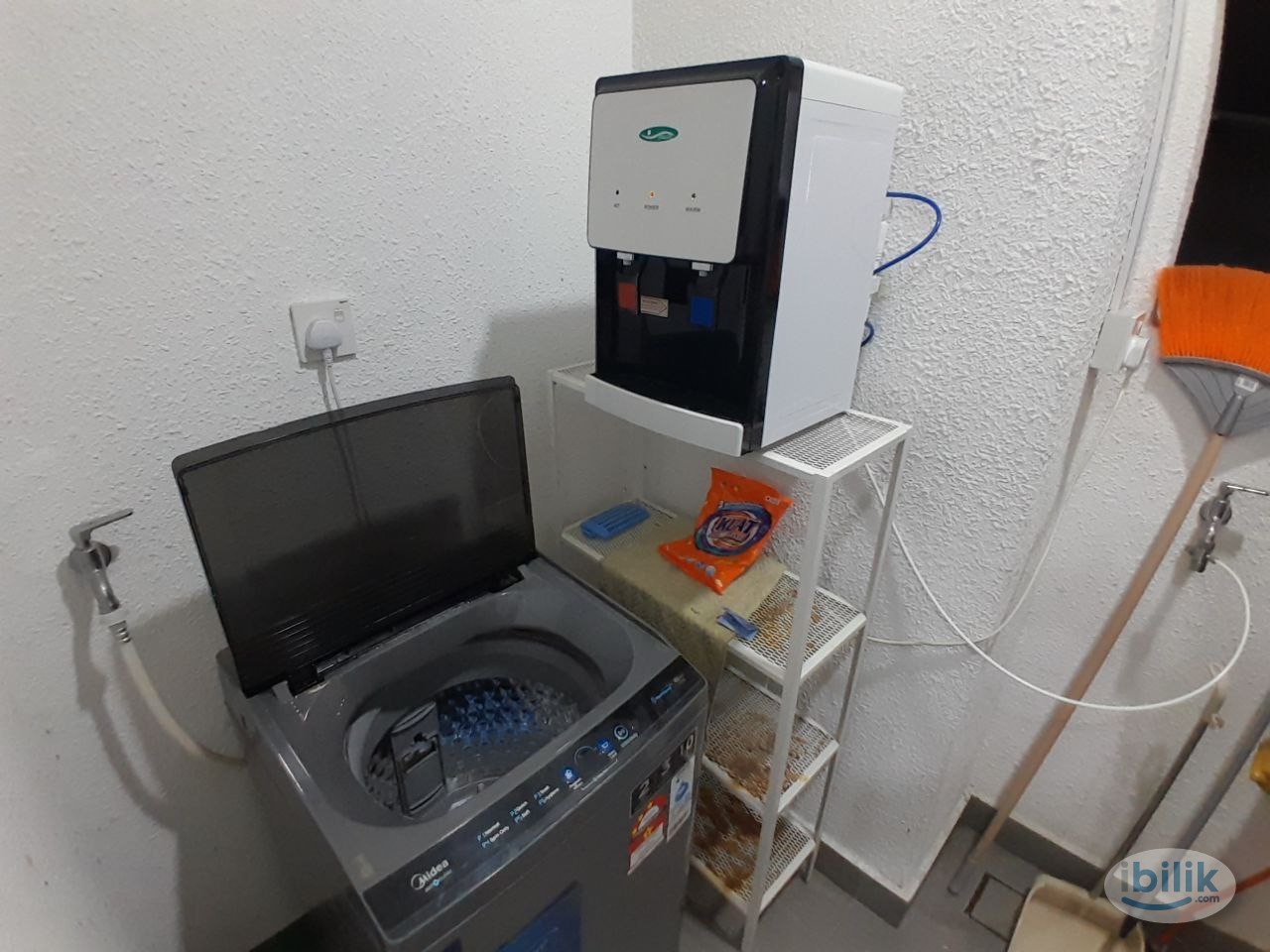 [Unio Residence]  Mixed Unit Middle Room with Aircond Rent Near MRT, Jinjang & Kepong Baru, Metro Prima - Image 3