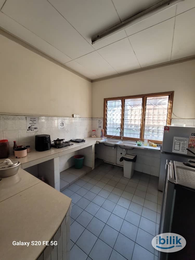 Single Room at JALAN TEMPUA 3, Puchong - Image 1