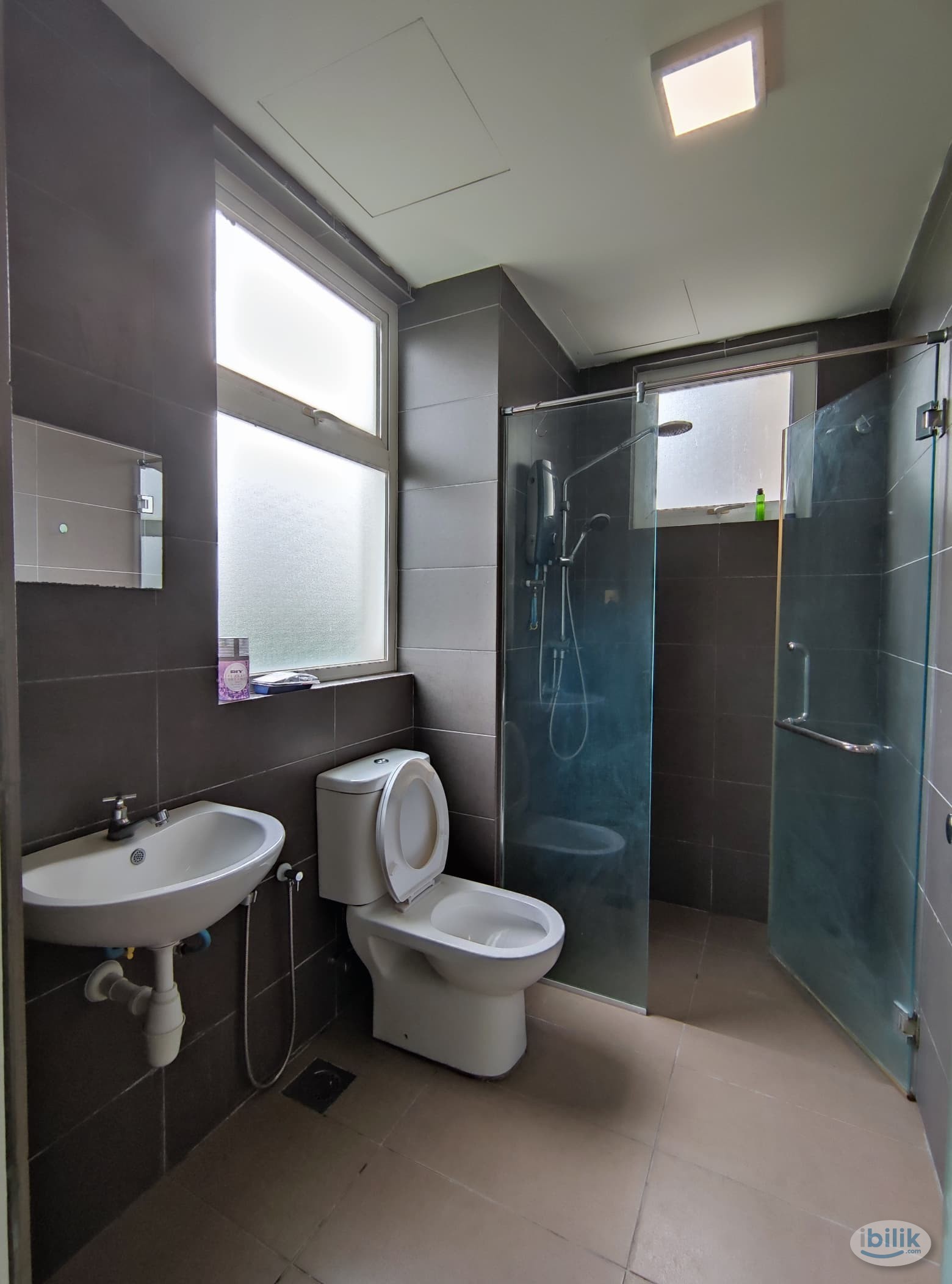 Student Rooms for Rent - Image 2