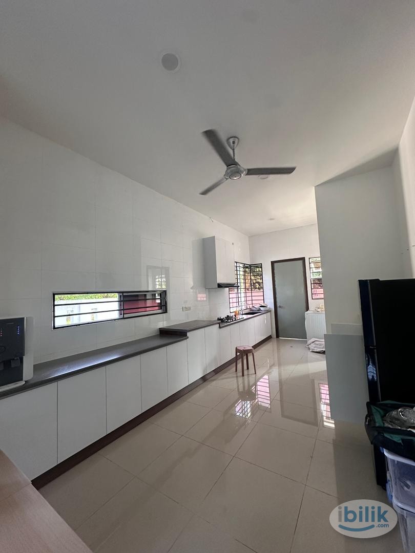 Single room Room RM650 Private toilet - Image 3