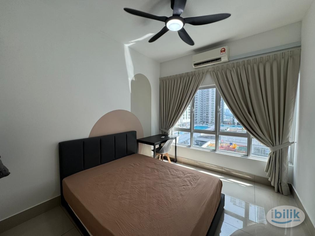 Master Room at Razak City Residences, Sungai Besi for Rent - Image 1