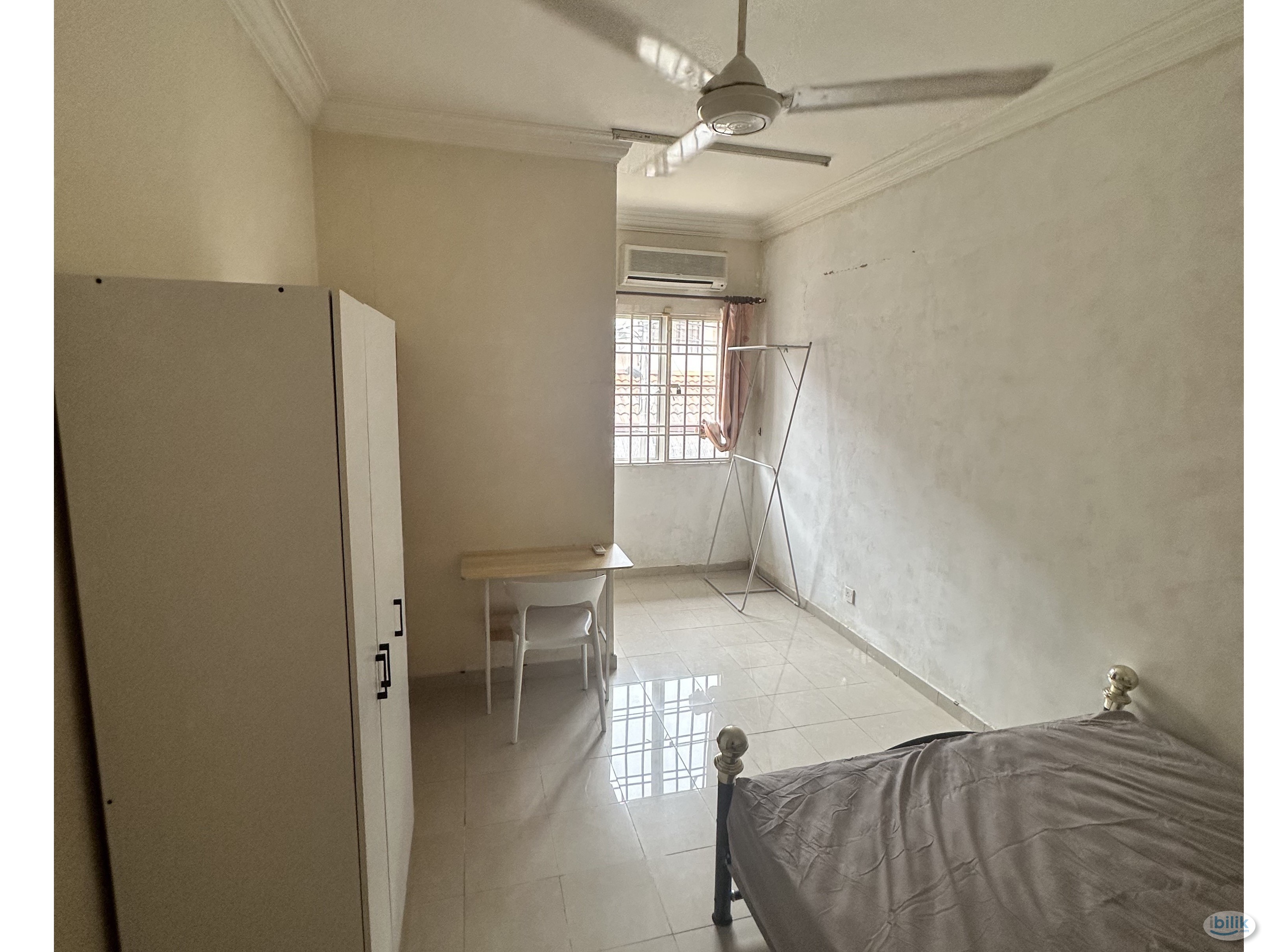 Middle Room at Taman Wangsa Permai, Kepong - Image 2