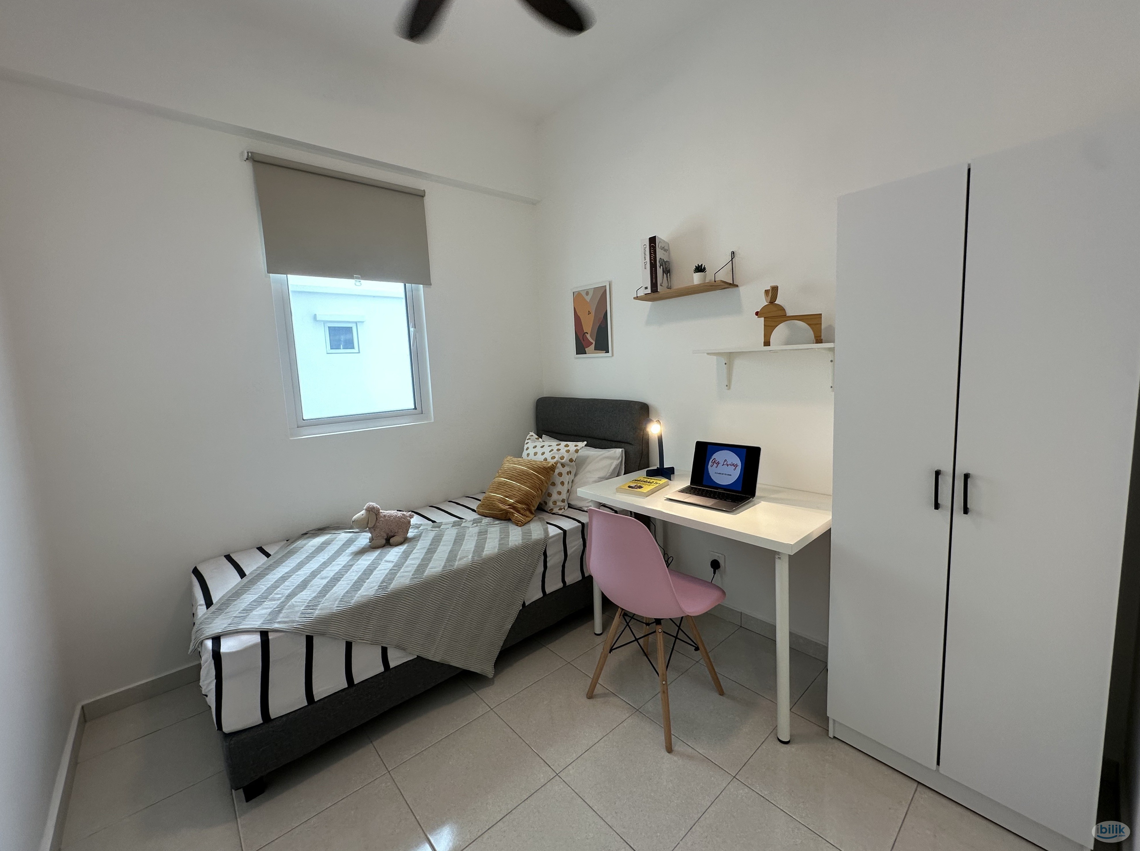 Newly Renovated Single Room at Havana Beach Residences - Image 1