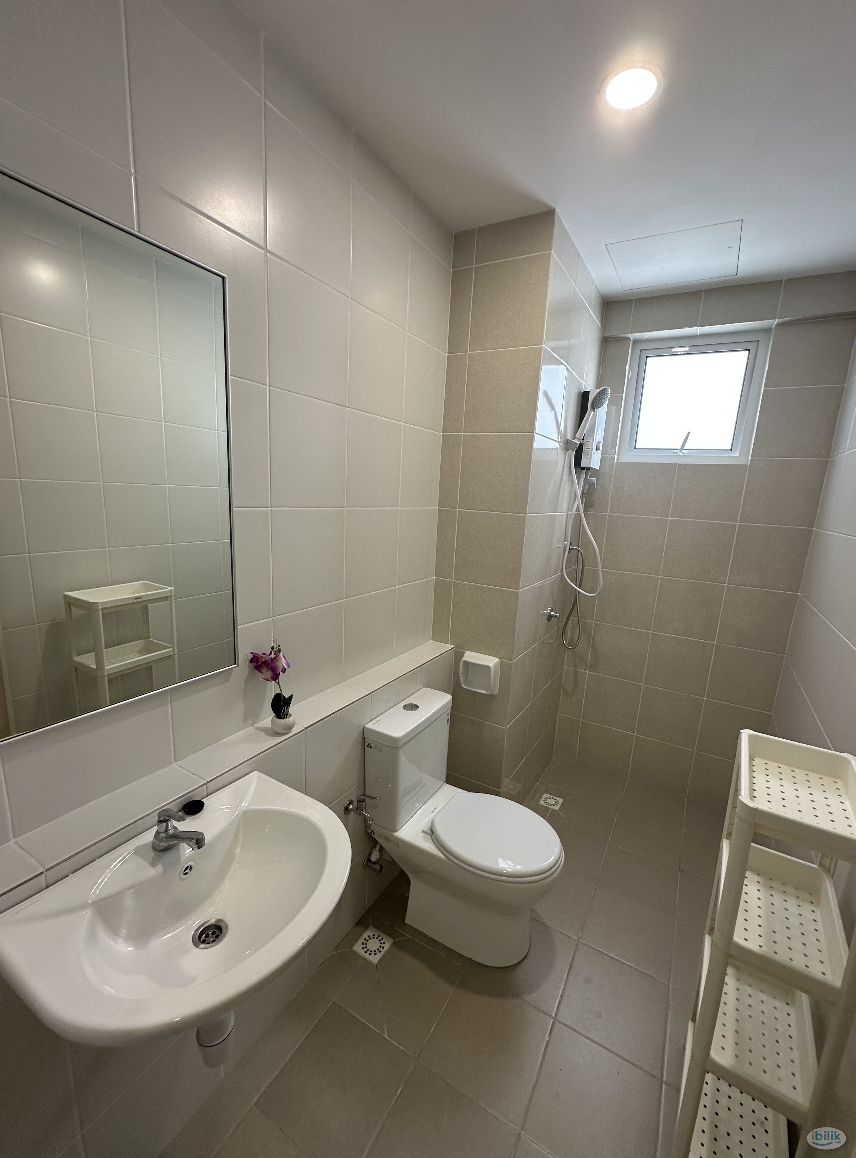 Newly Renovated Single Room at Havana Beach Residences - Image 2