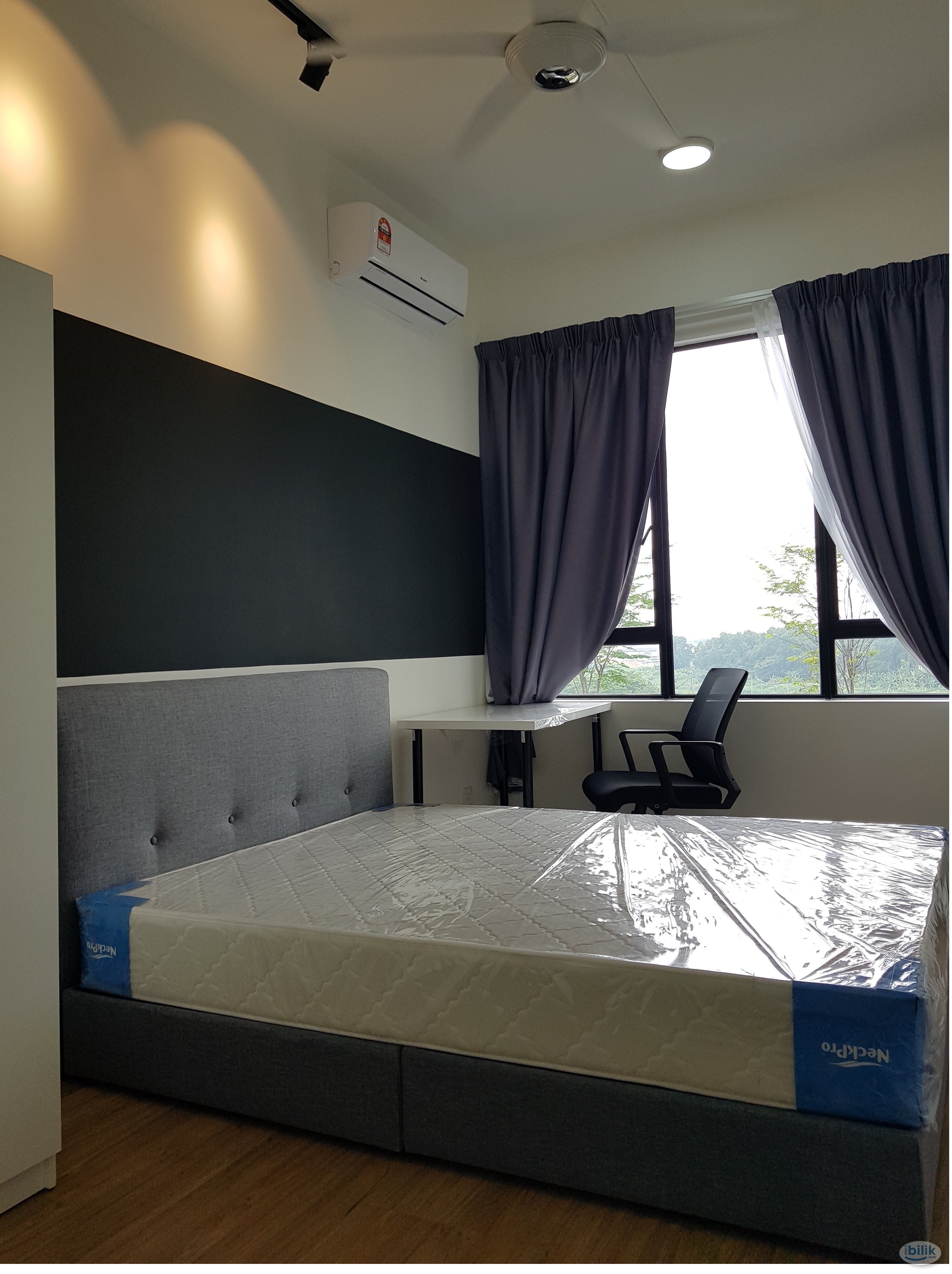 Medium Room Fully Furnished New Condo @ Shah Alam SEK22 - Image 3