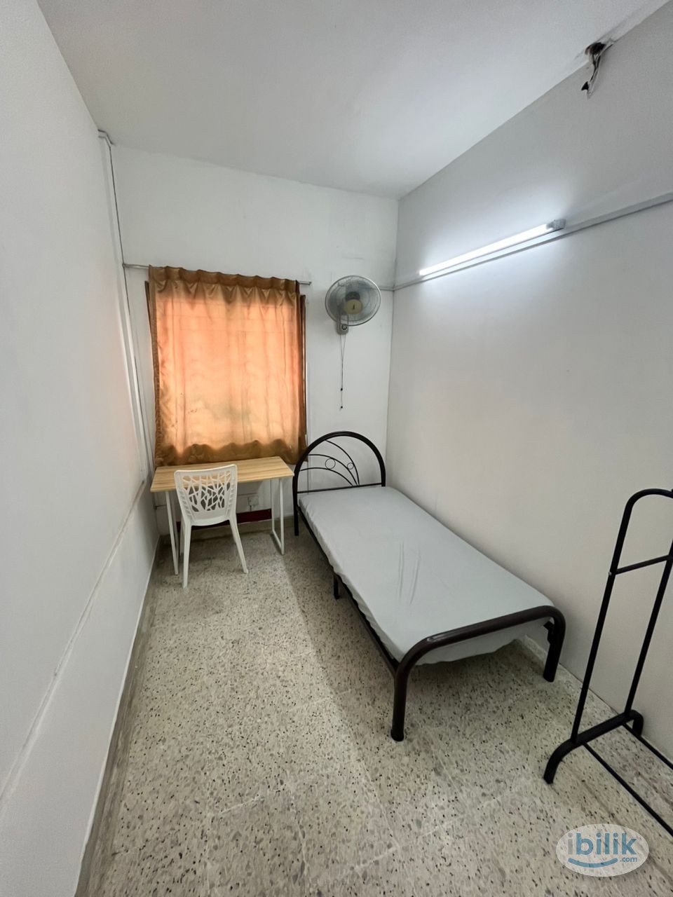 😍LOW DEPOSIT😍SS2 PETALING JAYA FEMALE SINGLE ROOM FOR RENT💢NEAR TO BUS STOP , FOOD STALL ,GROCERY🤩 - Image 1