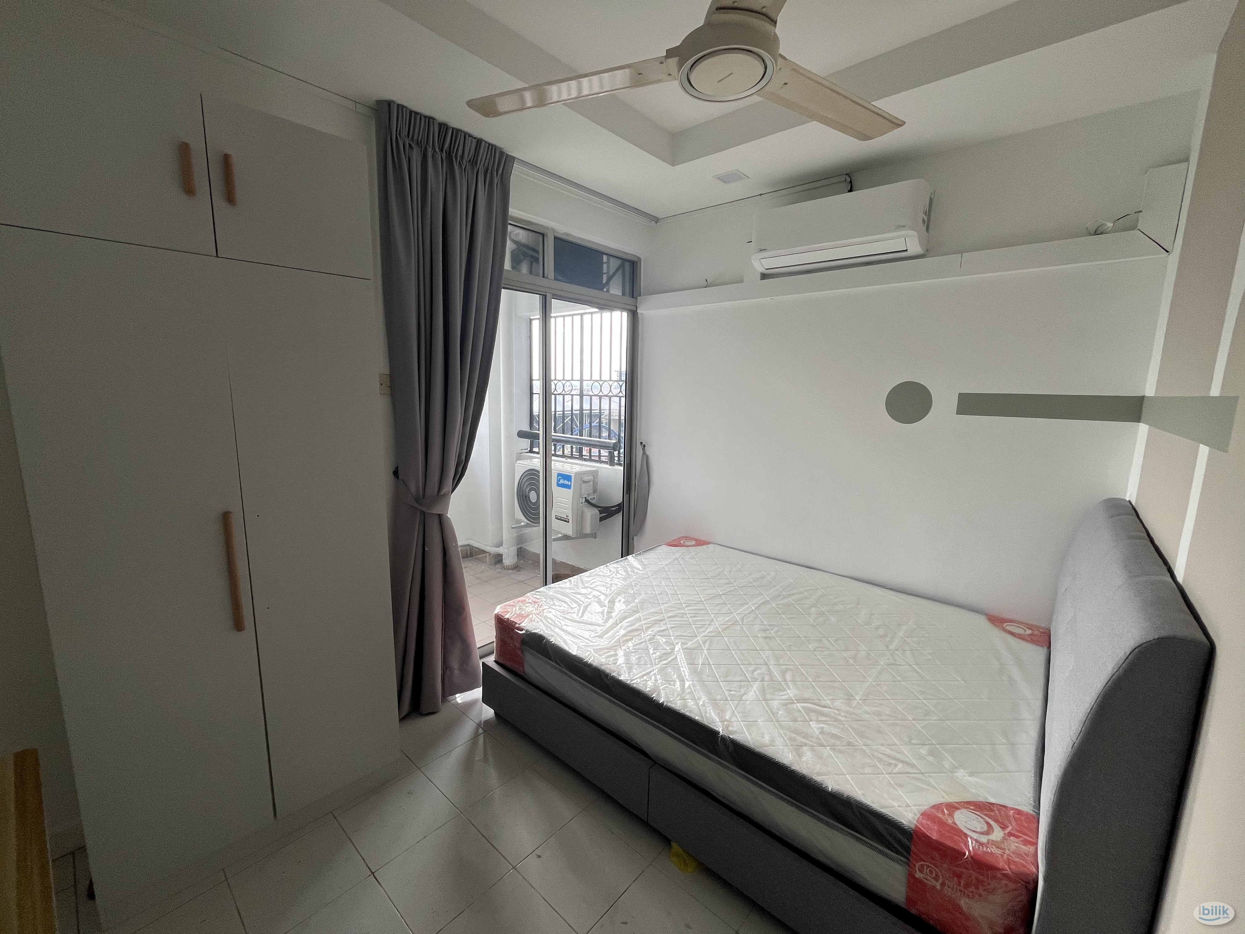 Queen Balcony Room at D'Aman Crimson, Ara Damansara - Image 2