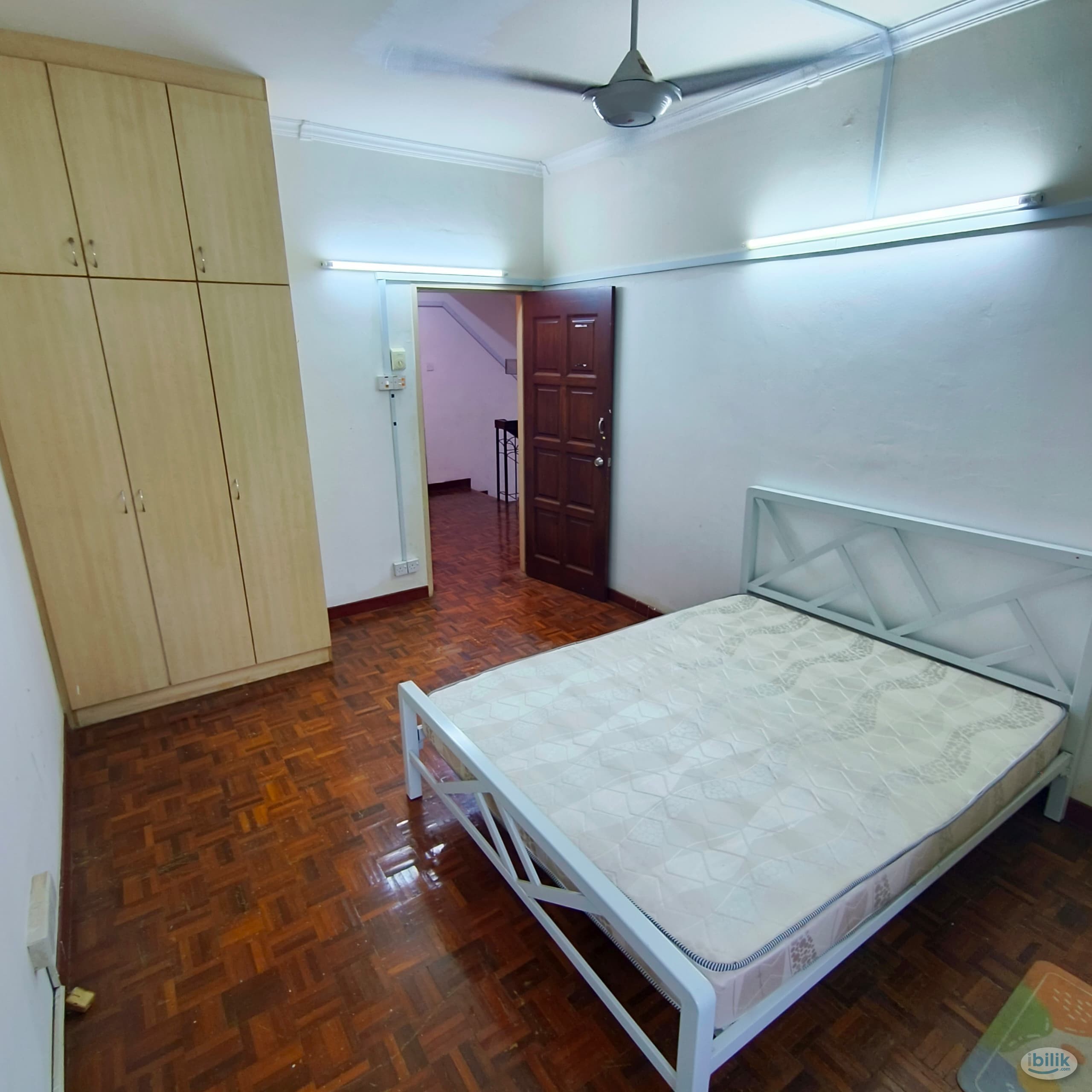 Master Room at Bandar Utama, Petaling Jaya immediate move in 🌟✨💫 - Image 1