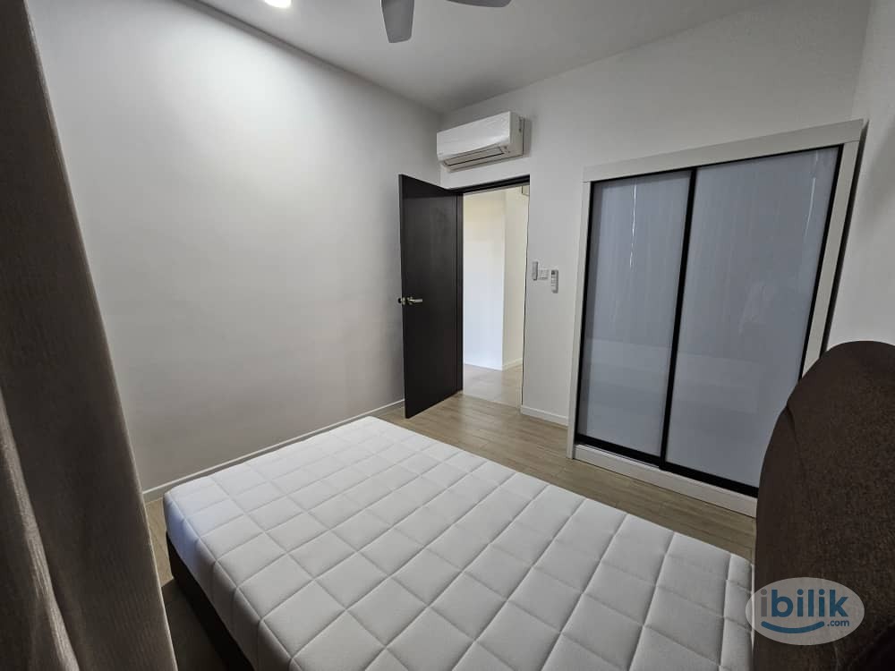 Anggun Residences Condominium Bedroom 1 and Bedroom 2 with Free Aircond & WIFI & Utilities - Image 2