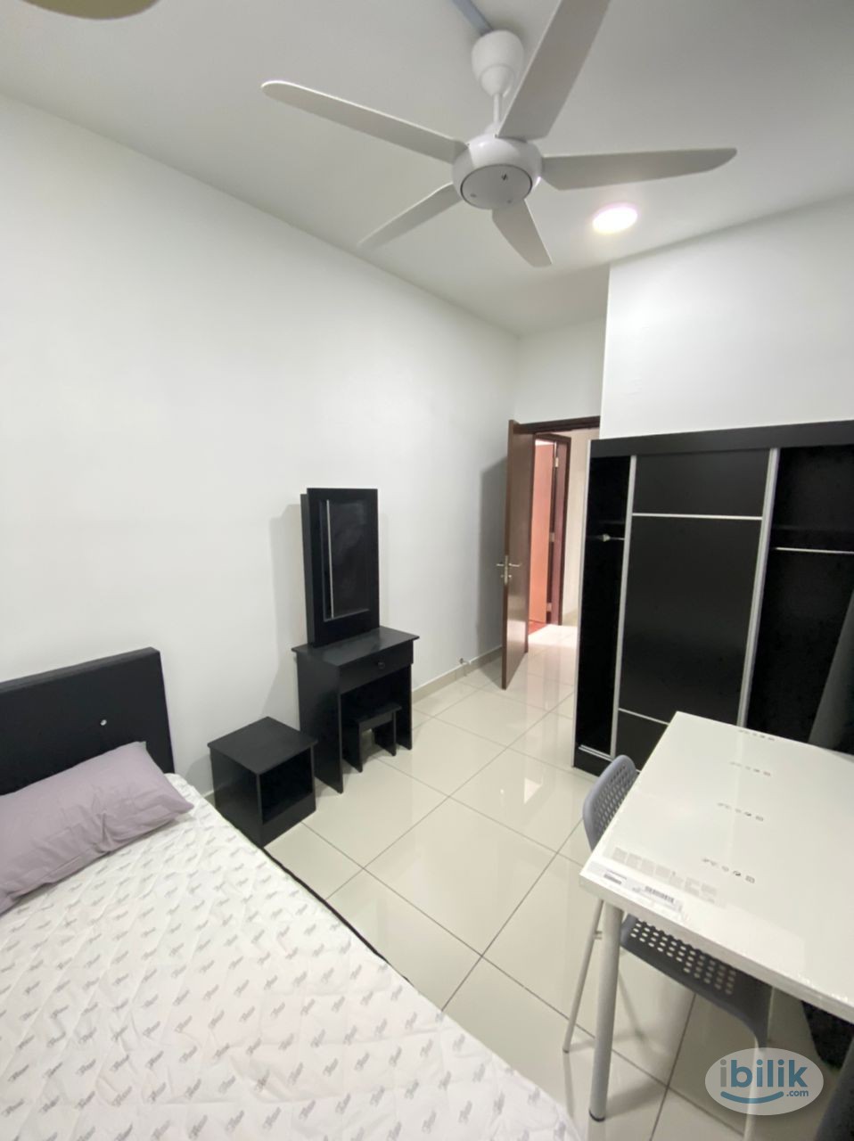 Chinese Single Room at Paraiso Residence, Bukit Jalil - Image 1
