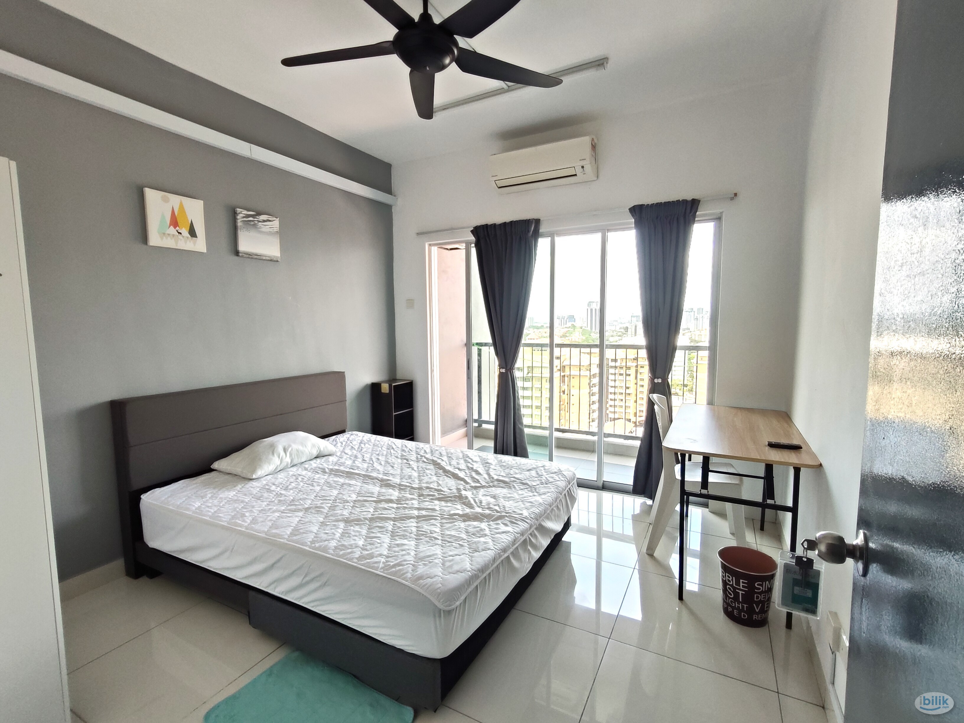 0702 Room for rent beside Kuchai Maju’s cash service shops and weekday noodle stops - Image 1