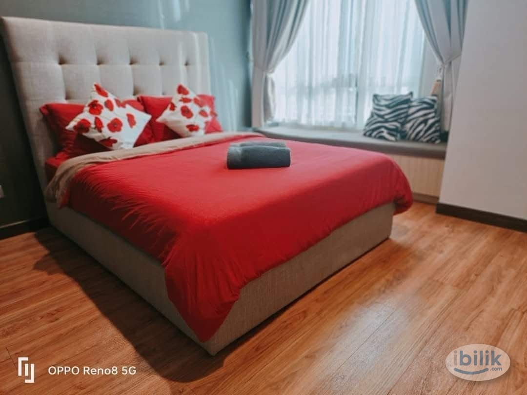 Shaftsbury Presint 1 Master Bedroom For Rent - Female - Image 1