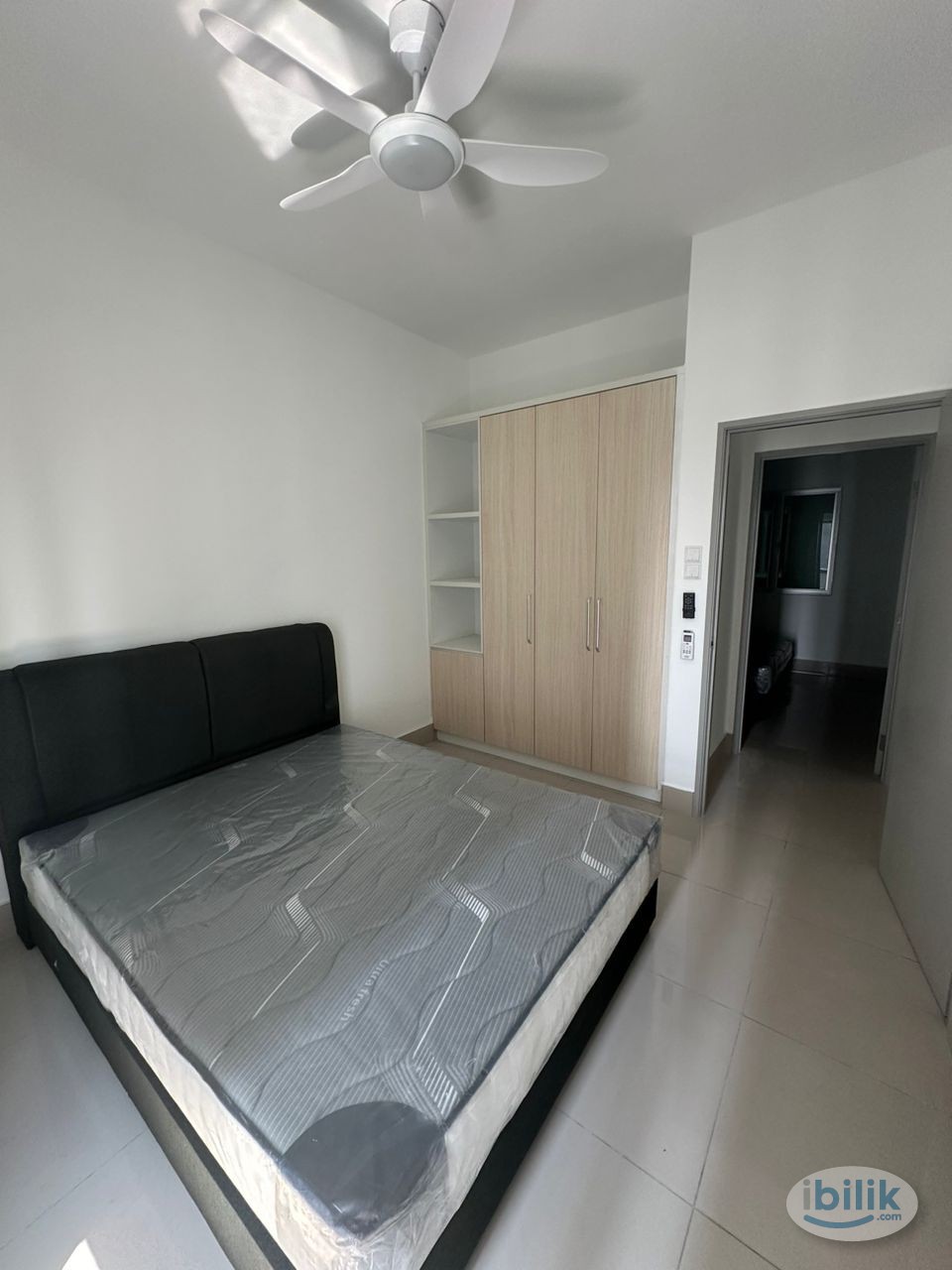 Master Room at Razak City Residences, Sungai Besi - Image 4