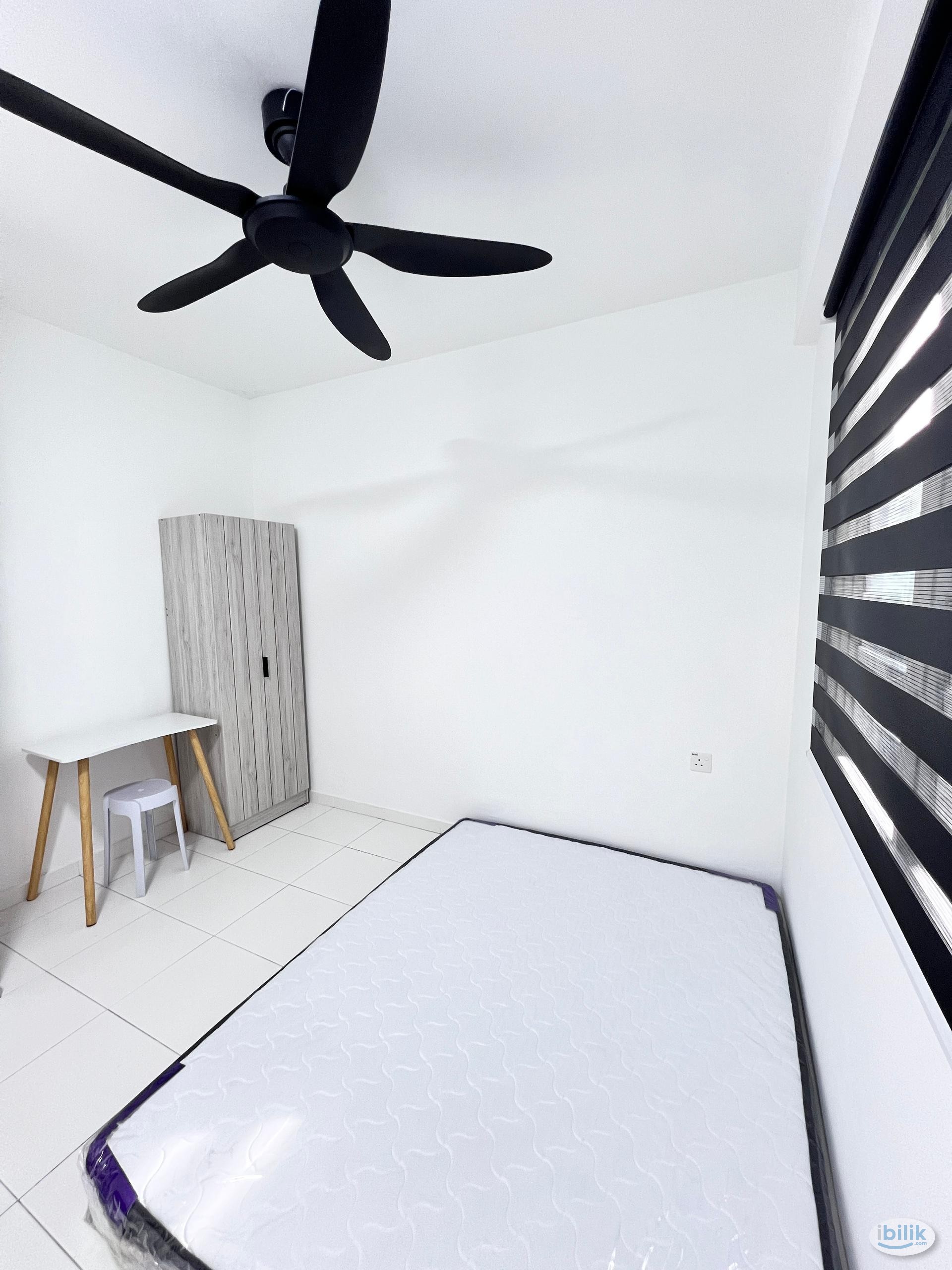 Middle Room at Tanjung Tokong, Penang - Image 1