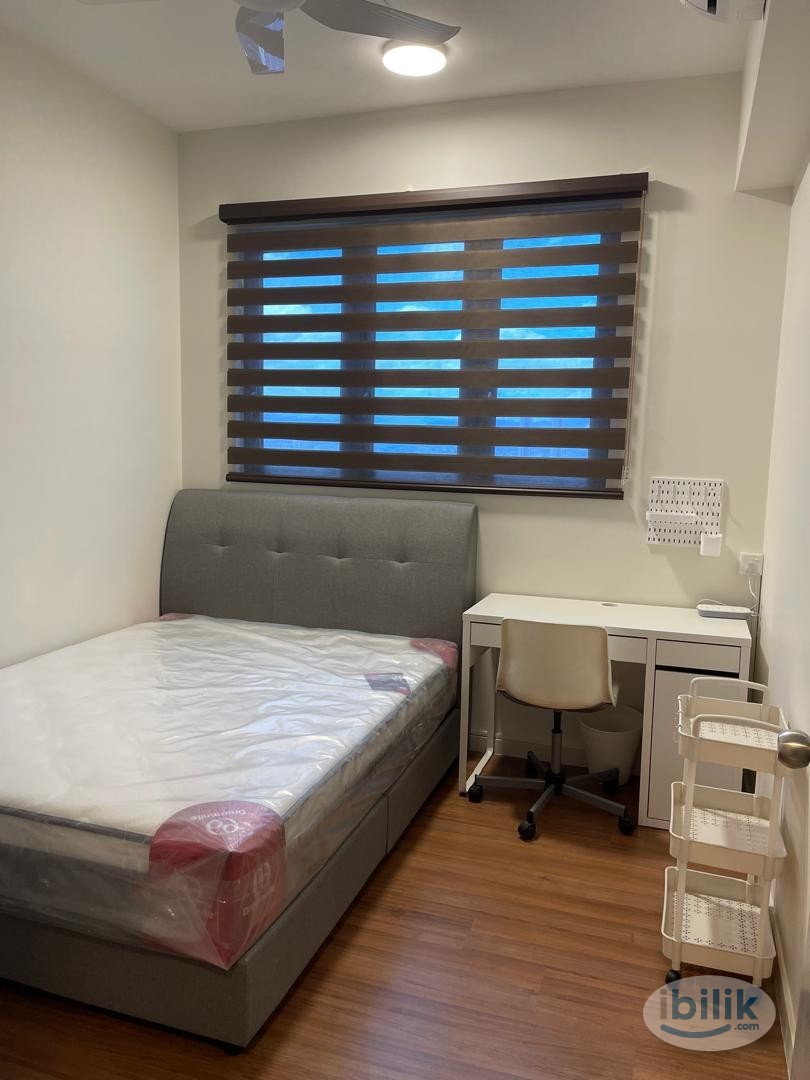walking distance to Lrt Maluri. Middle Room at M Vertica KL City Residences, Cheras - Image 2