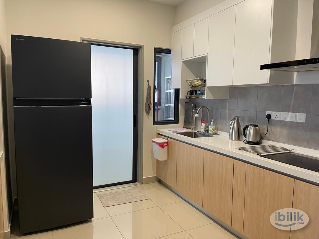 walking distance to Lrt Maluri. Middle Room at M Vertica KL City Residences, Cheras - Image 3