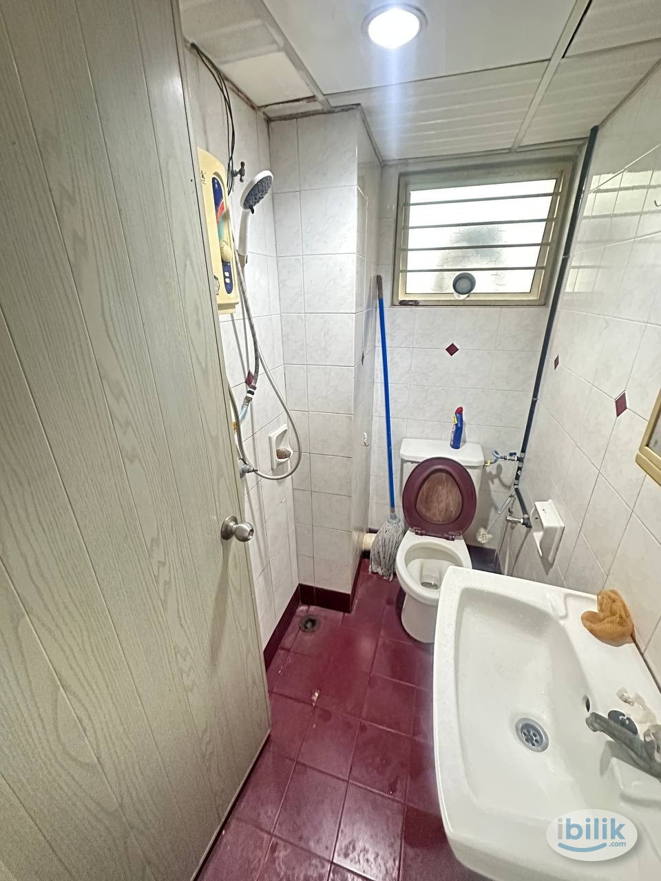 Single Room at N-Park, Batu Uban - Image 4