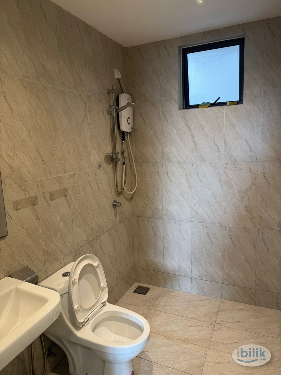 Mixed Unit Master Room at The Hamilton, Wangsa Maju Next to LRT Sri Rampai - Image 3