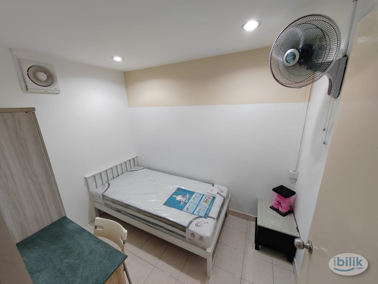 Female Single Room at Palm Spring, Kota Damansara - Image 1