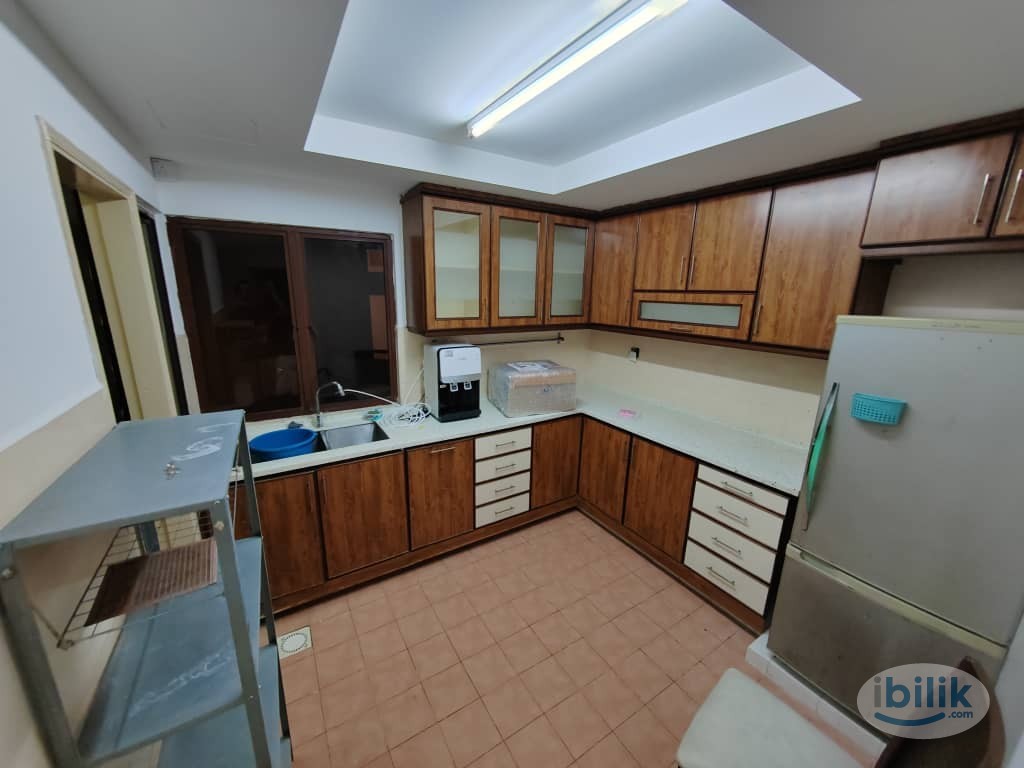 Female Single Room at Palm Spring, Kota Damansara - Image 3