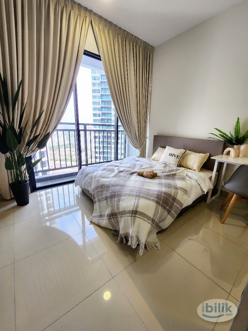 Master Room with Private Bathroom at Platinum Arena Residence, Old Klang Road - Image 1