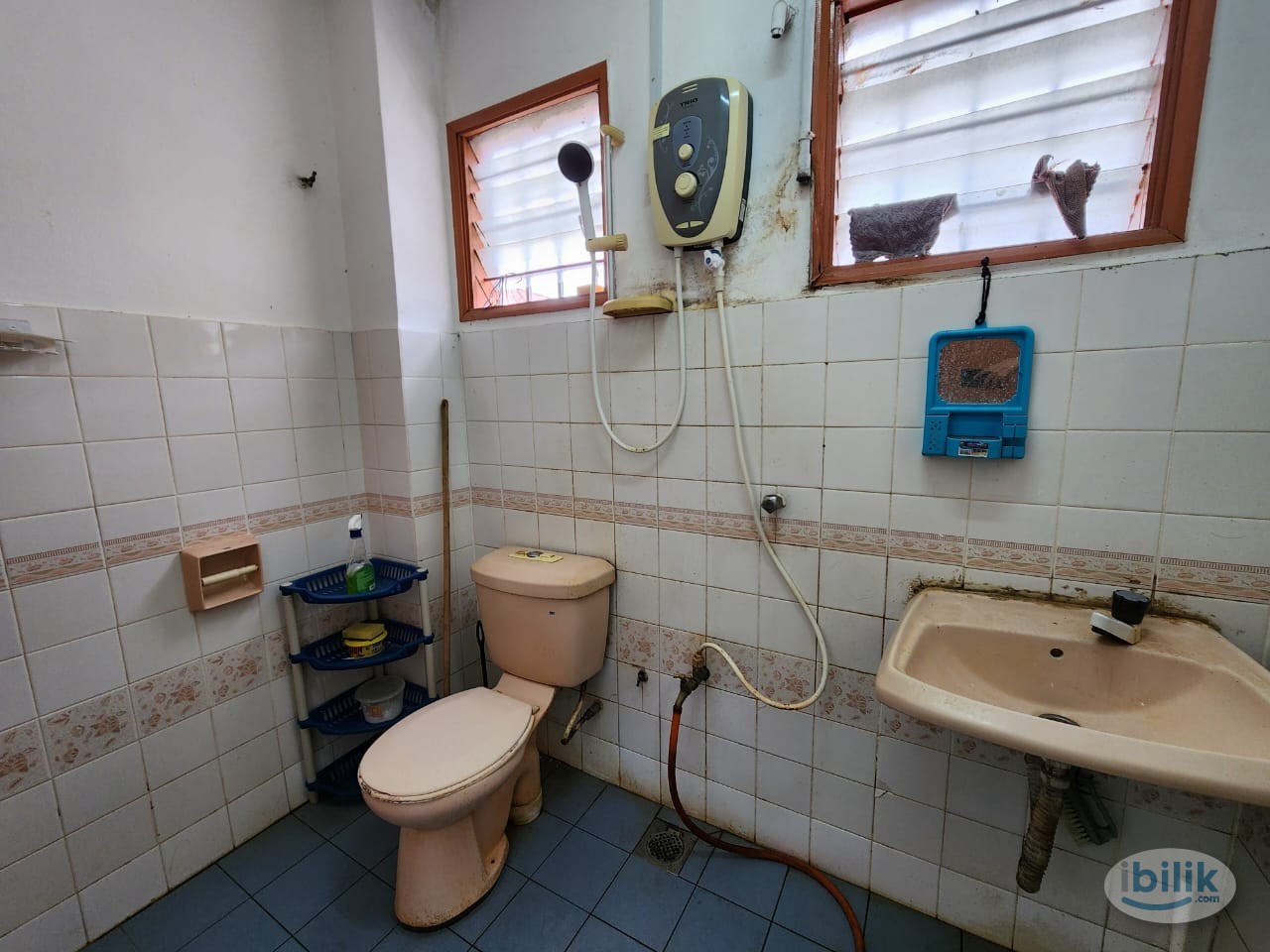 🛏️ Medium Room Near BU11, Aman Suria, Tropicana (Shared Bath) – Jalan BM 1/1, Taman Bukit Mayang Emas. M1 - Image 3
