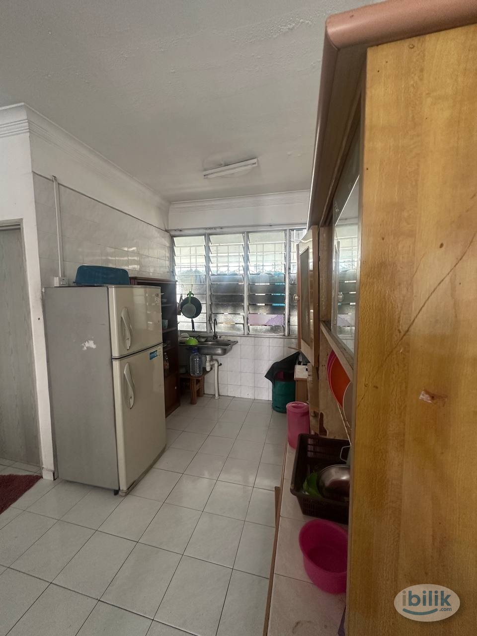 Middle Room at N-Park, Batu Uban - Image 4