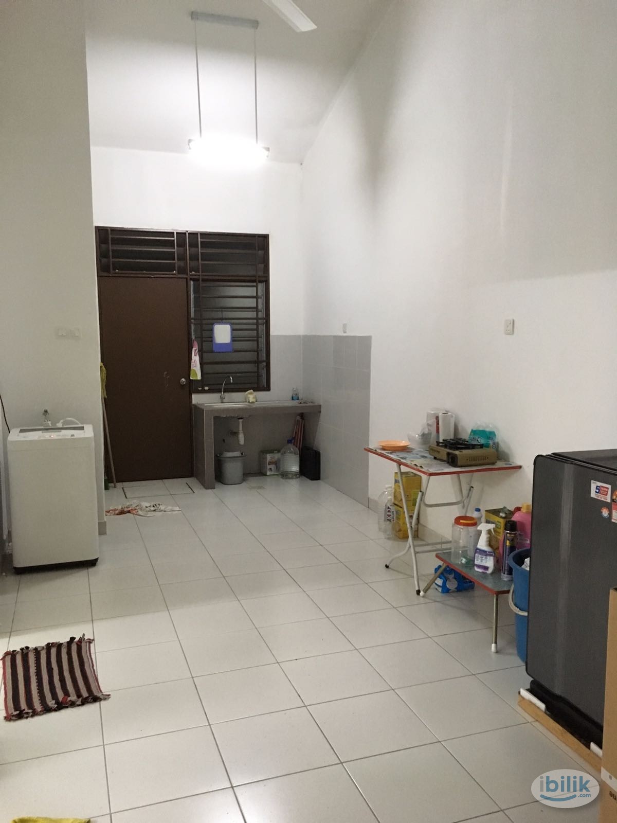 Move In Immediatly Avaiable Middle Room at Senai, Johor Bahru - Image 4