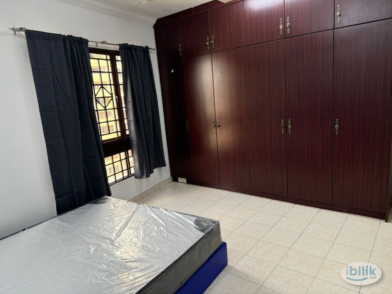 Master Room at Palm Spring, Kota Damansara - Image 4