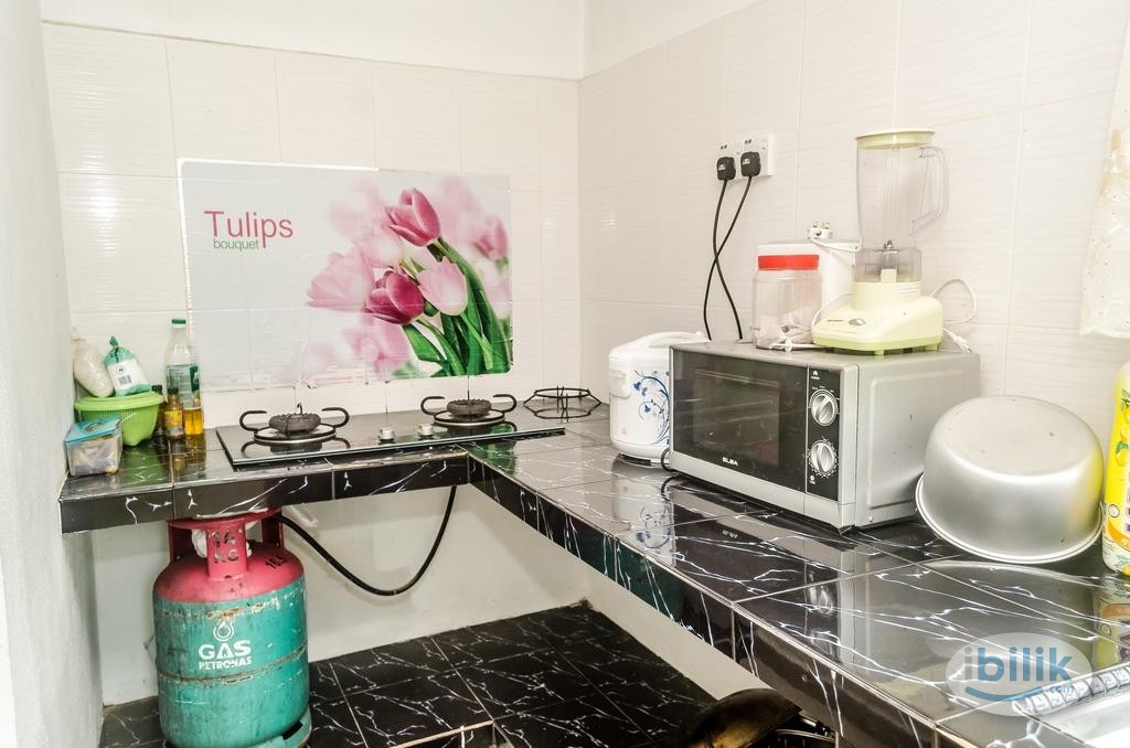 Single Private Room Fully Furnished in Seri Kembangan 10 min to Pavilion Bukit Jalil - Image 3