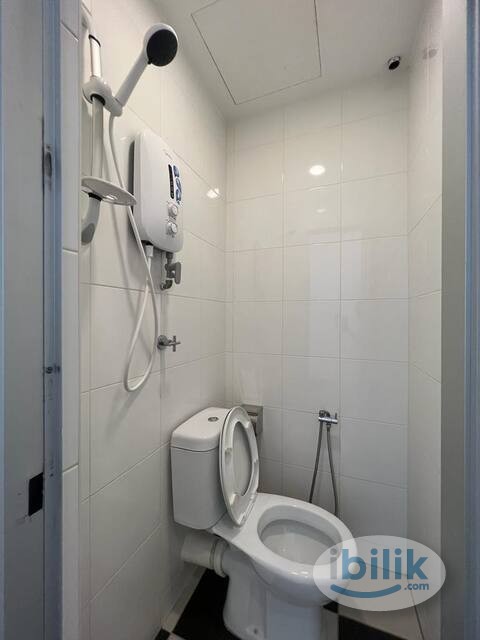 Single Room at Georgetown, Penang - Image 5