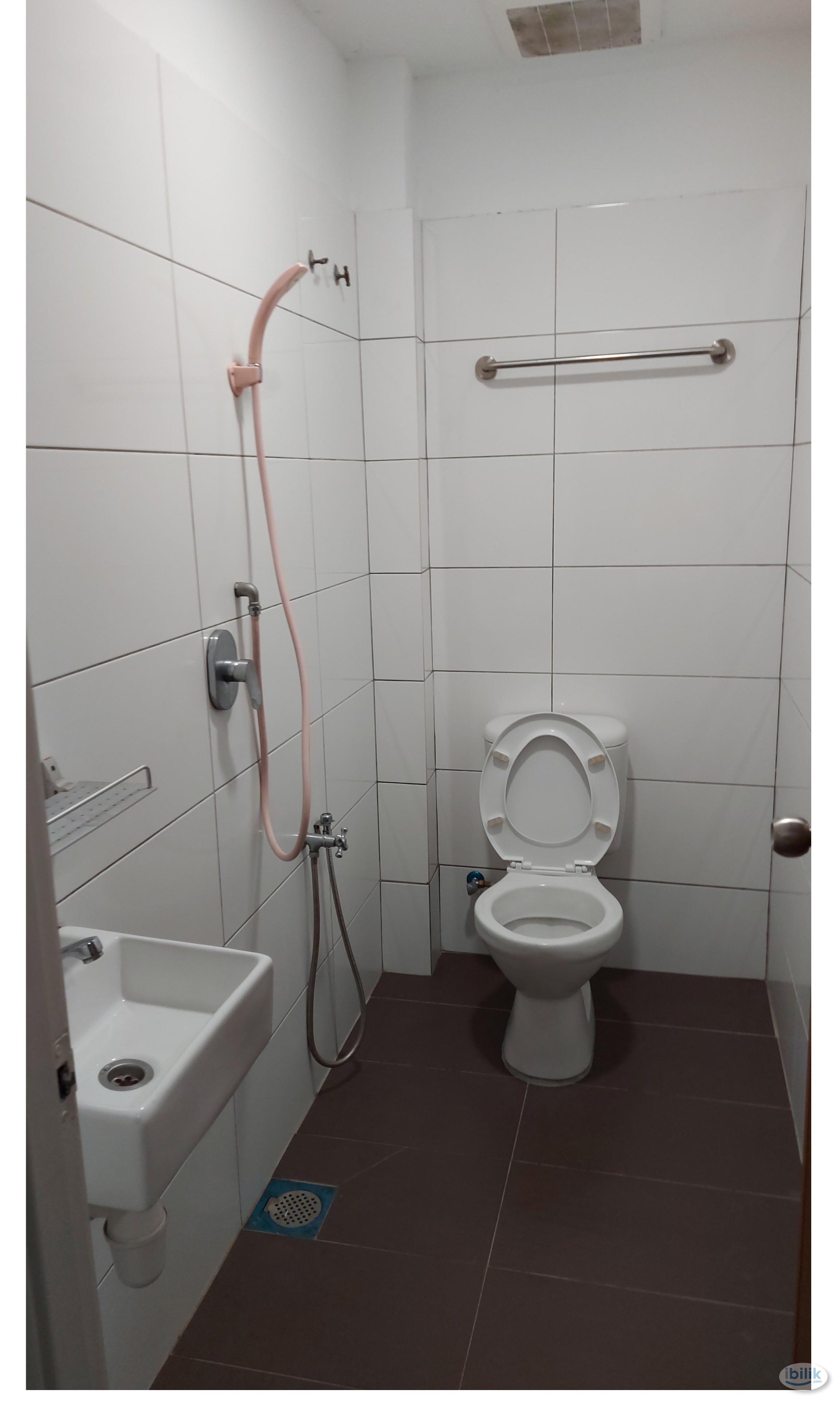Single Room for Chinese Lady @ Taman Connaught - Image 2