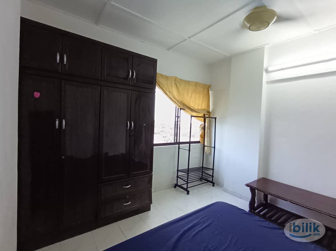 Master Room at Taman Pekaka Sungai Dua - Image 2