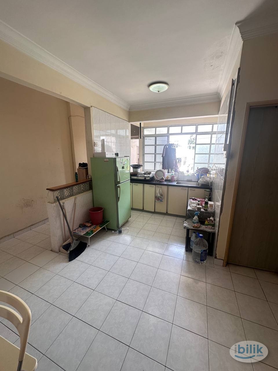 Middle Room at N-Park, Batu Uban - Image 4