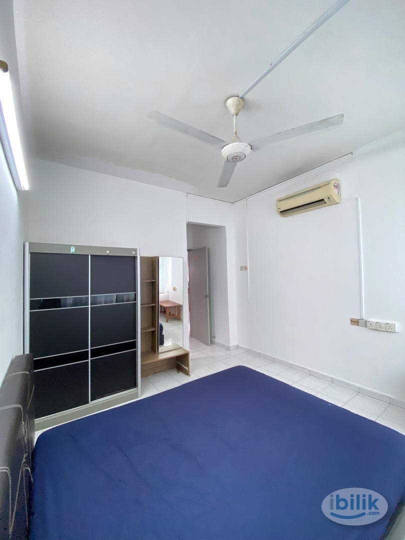Master Room at N-Park, Batu Uban - Image 2
