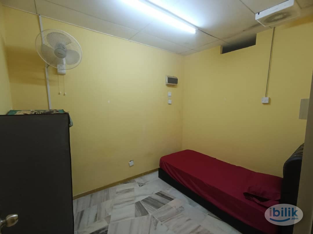 Single Room at Seksyen 7, Shah Alam - Image 1