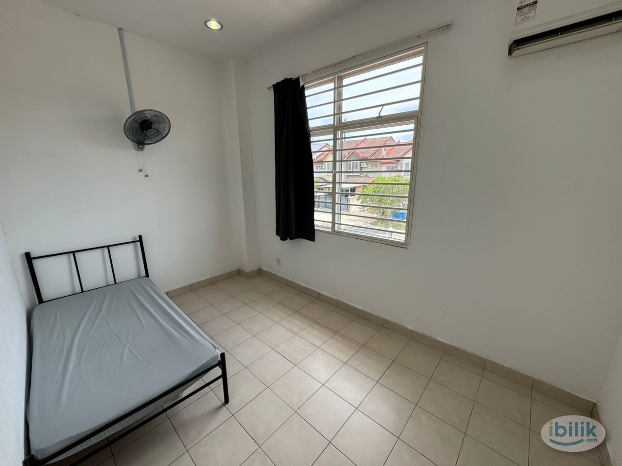 Single Room Near GSC Setia Alam🚶‍➡️‼️🔥Free Utilities🛜Free 1 Month Rental😮😍🌟Intern & Student Allow😊Immedietly Move In Aug - Image 2