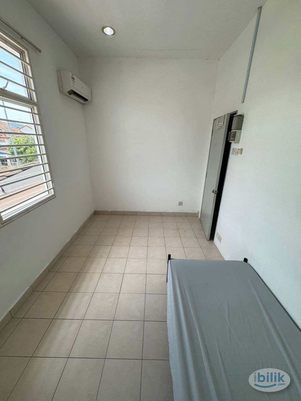 Single Room Near GSC Setia Alam🚶‍➡️‼️🔥Free Utilities🛜Free 1 Month Rental😮😍🌟Intern & Student Allow😊Immedietly Move In Aug - Image 3