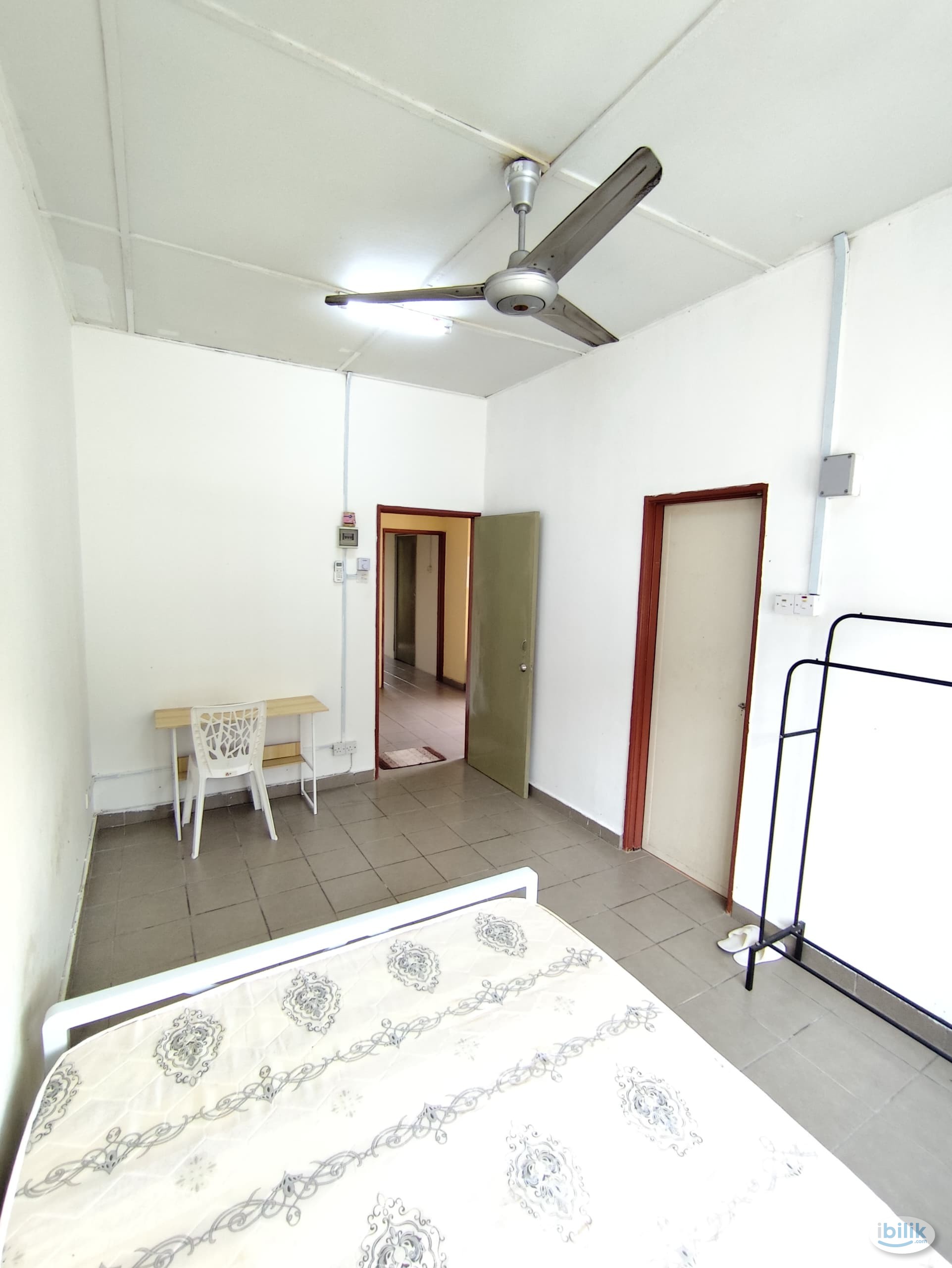 😍Free 1 Month Rental🪷Near Hospital Columbia 3 min🔥‼️Jalan Kebun Shah Alam😊🌟Free Utilities 🛜Free Water Include‼️ - Image 3