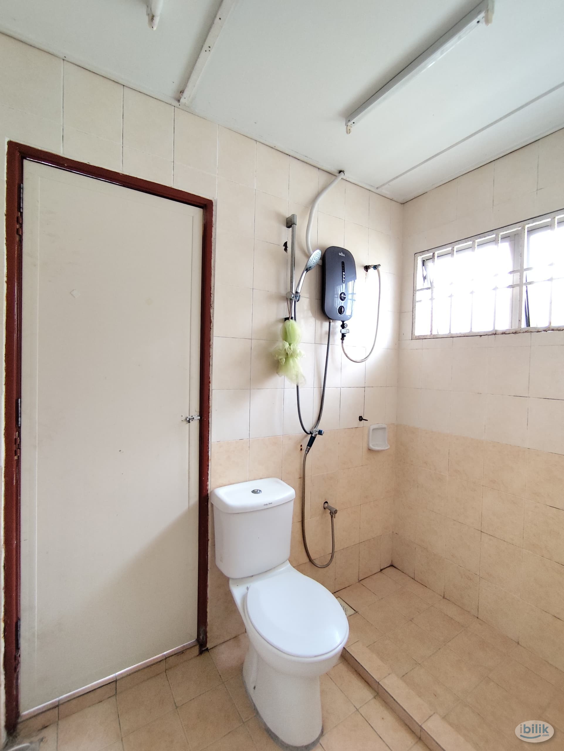 😍Free 1 Month Rental🪷Near Hospital Columbia 3 min🔥‼️Jalan Kebun Shah Alam😊🌟Free Utilities 🛜Free Water Include‼️ - Image 4
