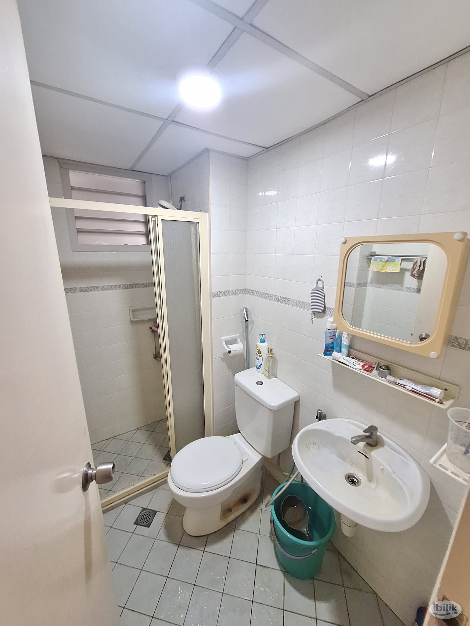 Middle Room at Sri York, Georgetown - Image 2