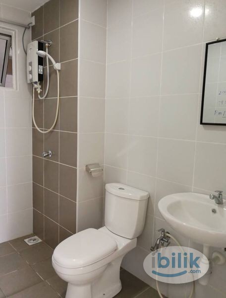Female Master Room at TR Residence, Kuala Lumpur - Image 2