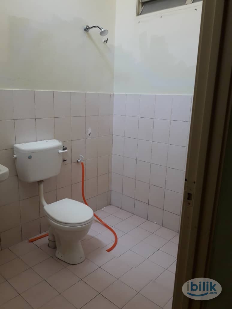 BILIK UNTUK DISEWA DI TAMAN SHAHZAN - Image 4