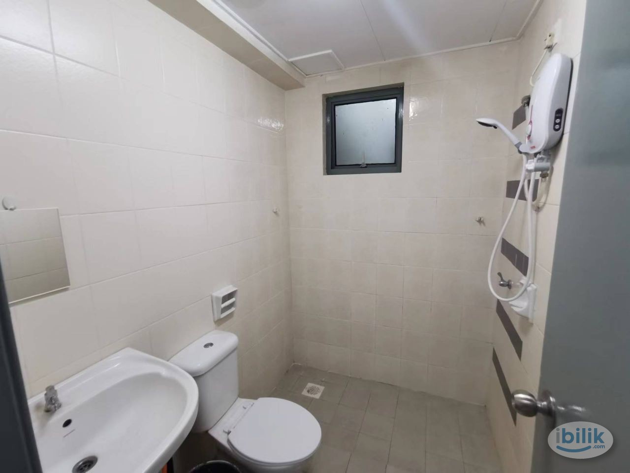 Fully Furnished Middle Room at D'Alamanda, 7 mins Walk to LRT/MRT, AEON Maluri near Sunway Velocity/MyTown/TRX/Bkt B - Image 3