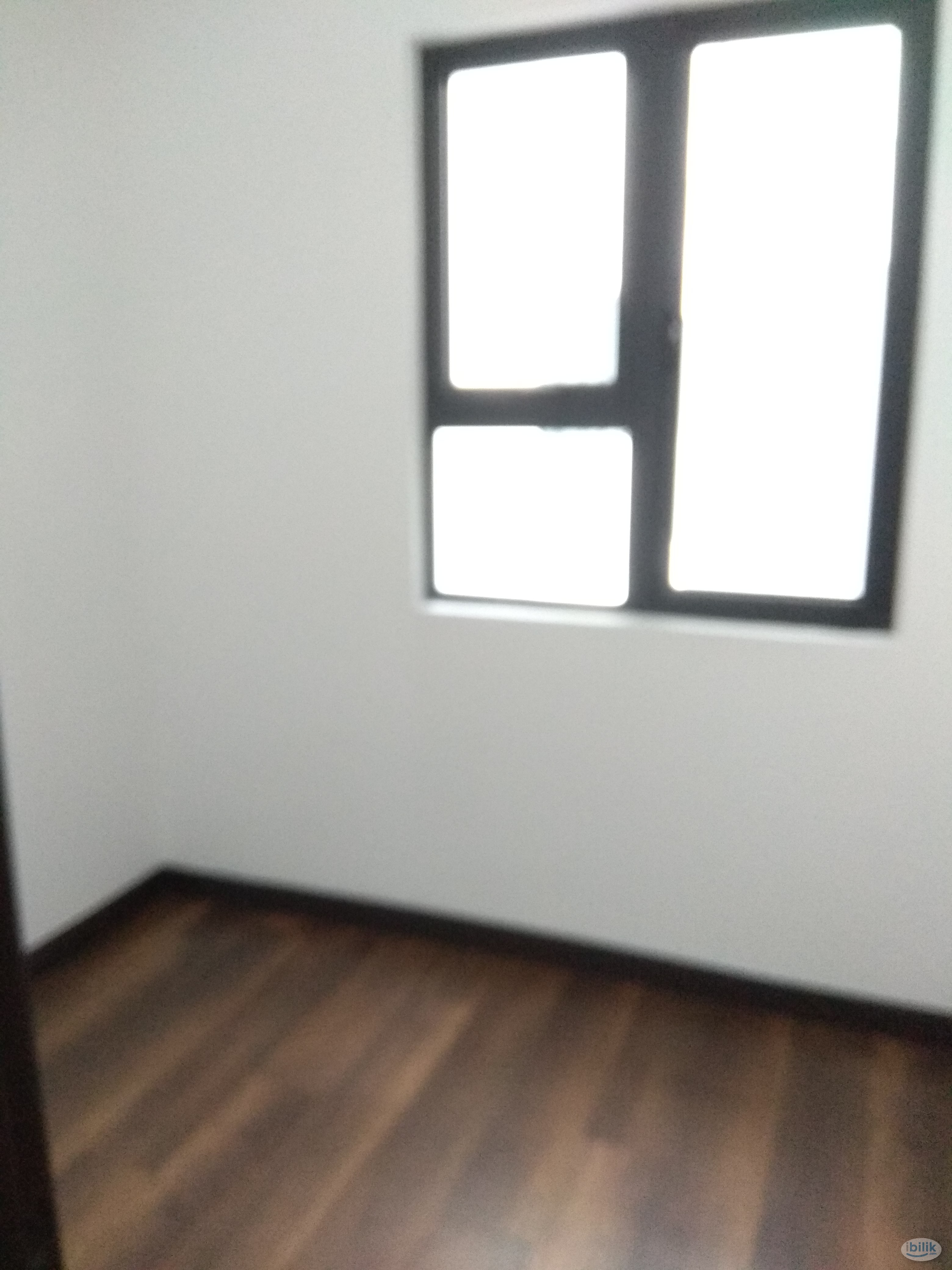 Master Bedroom with Car Park for Rent (Symphony Tower/Menara Simfoni) - Image 2