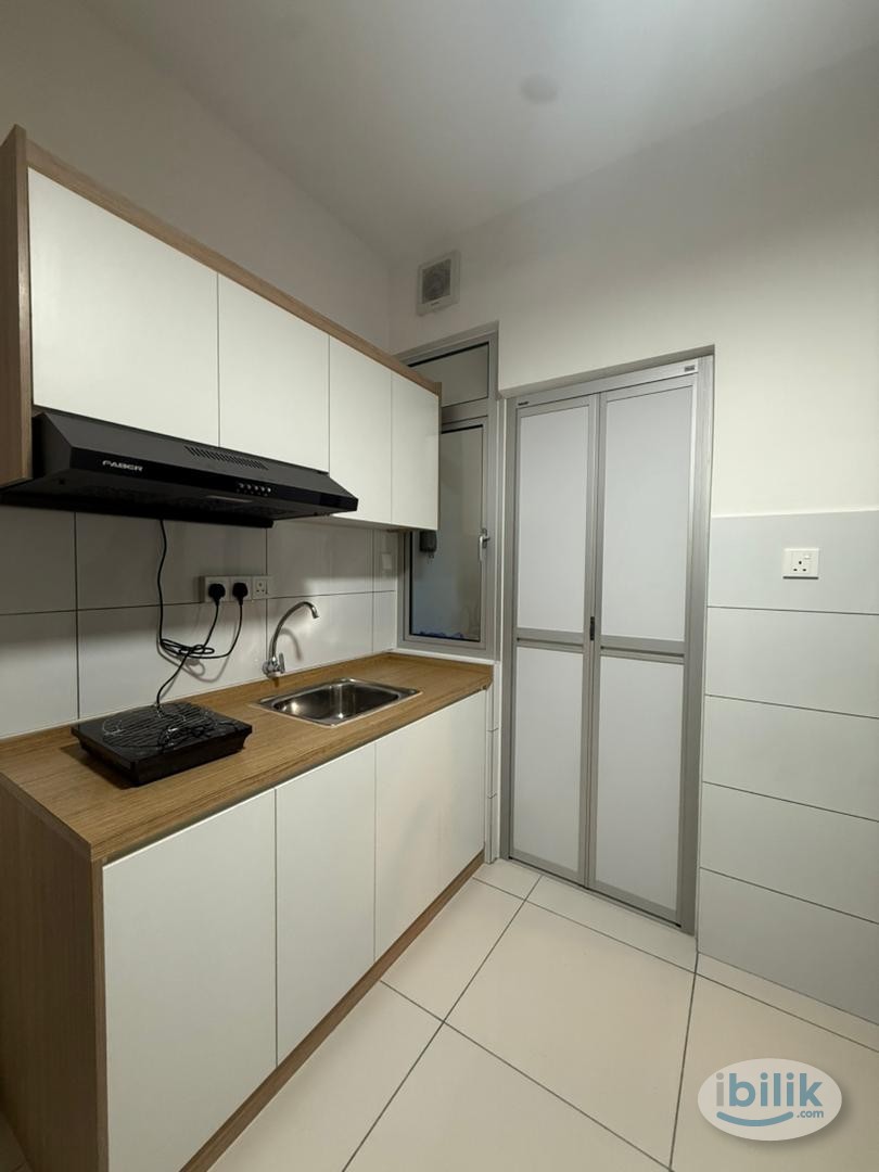 Premium Master Room at Mirai Kajang, Selangor - Image 1