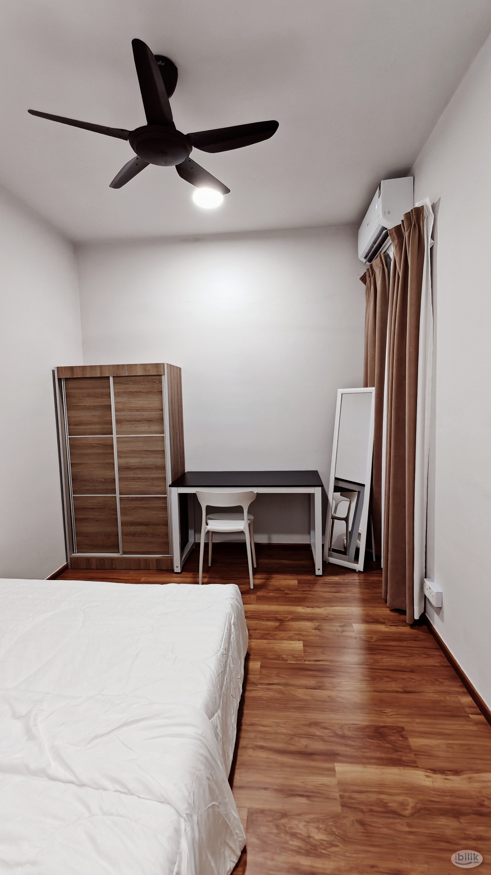Middle Room at Kota Laksamana Utama, Bandar Melaka - Image 1