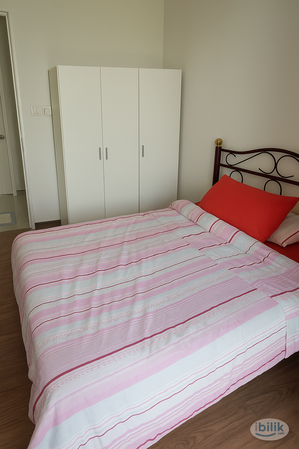 Condominium Middle Room at Kota Kinabalu, Sabah for female tenant - Image 2