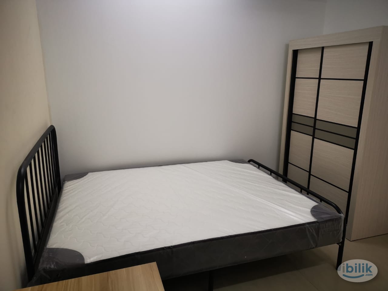 Middle Room at Putra Avenue, Putra Heights - Image 5